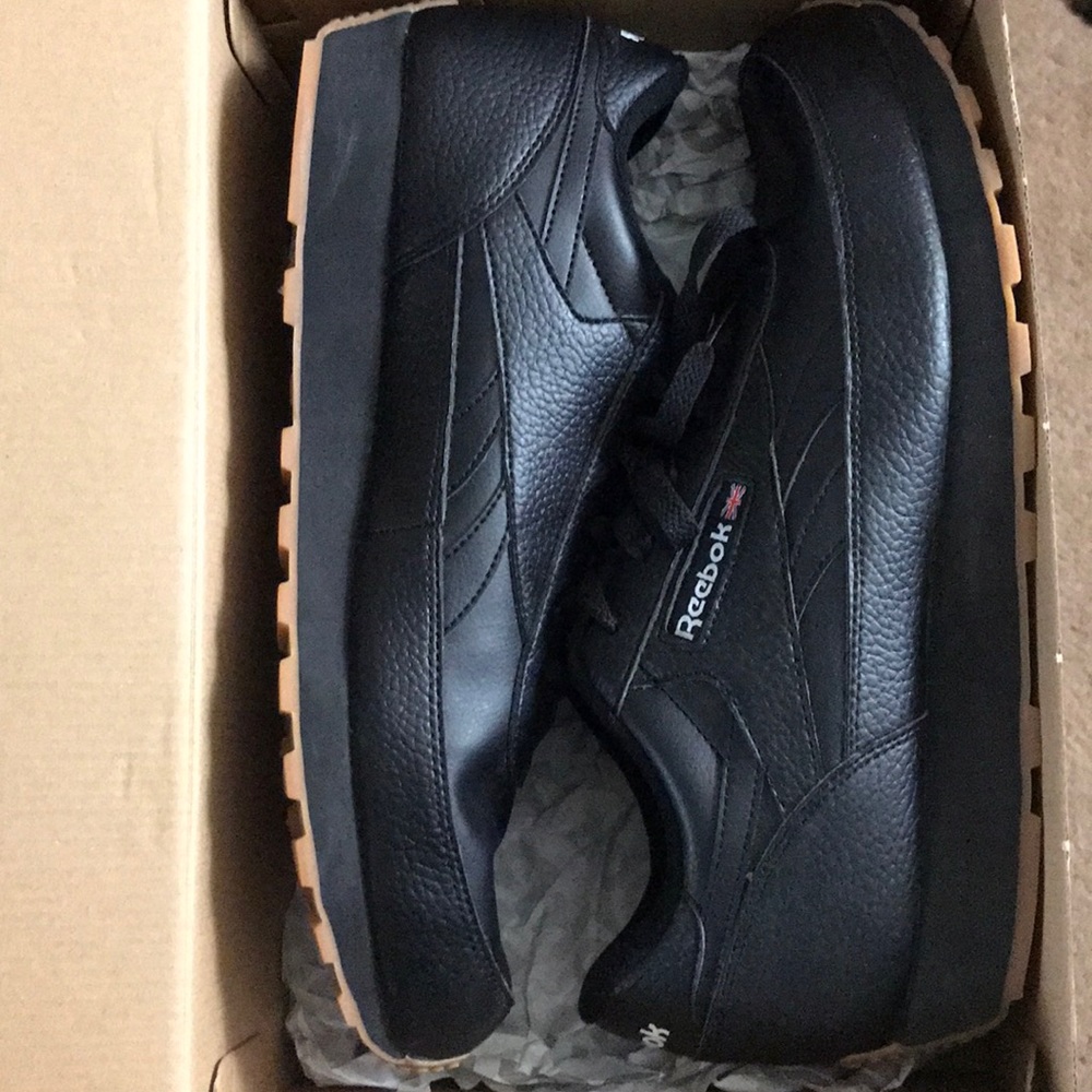 Reebok Classics Renaissance Wide 4E